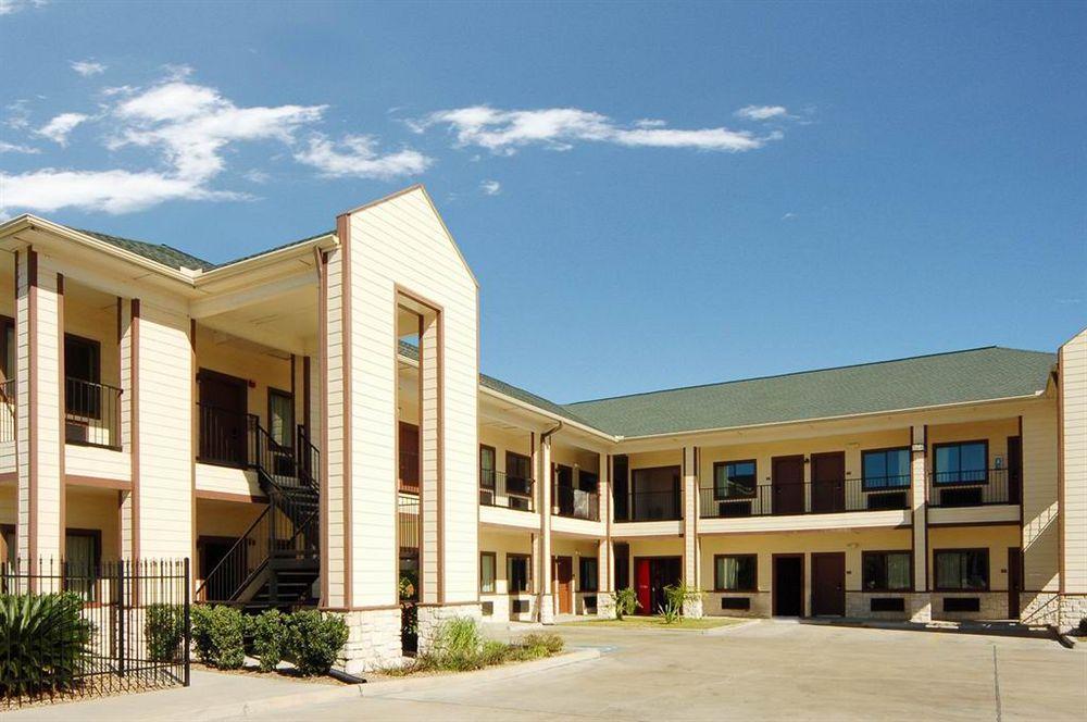 Lone Star Inn And Suites Victoria Exterior foto