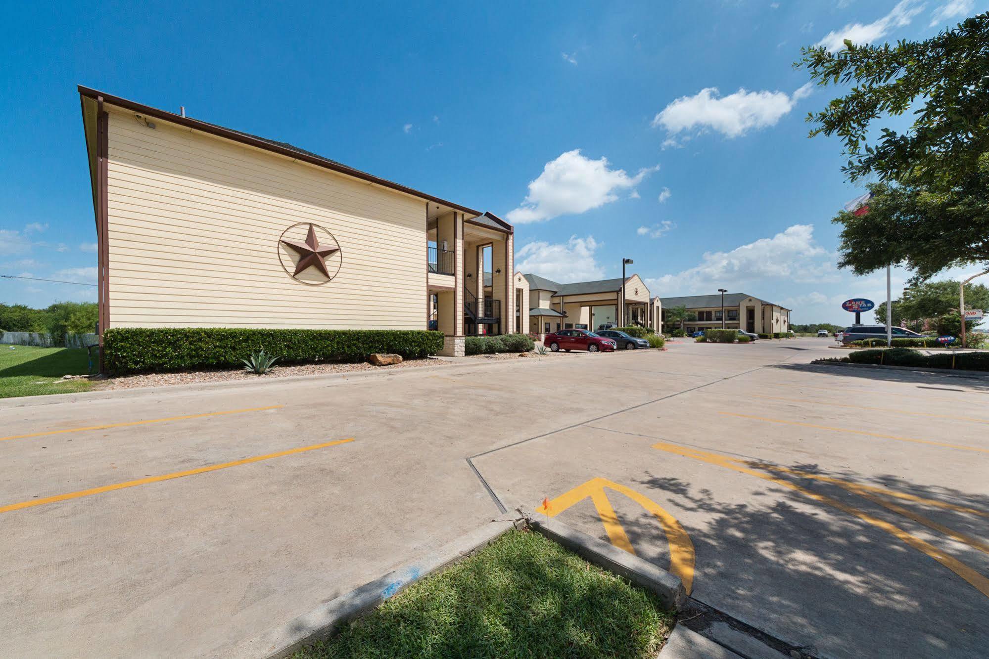Lone Star Inn And Suites Victoria Exterior foto