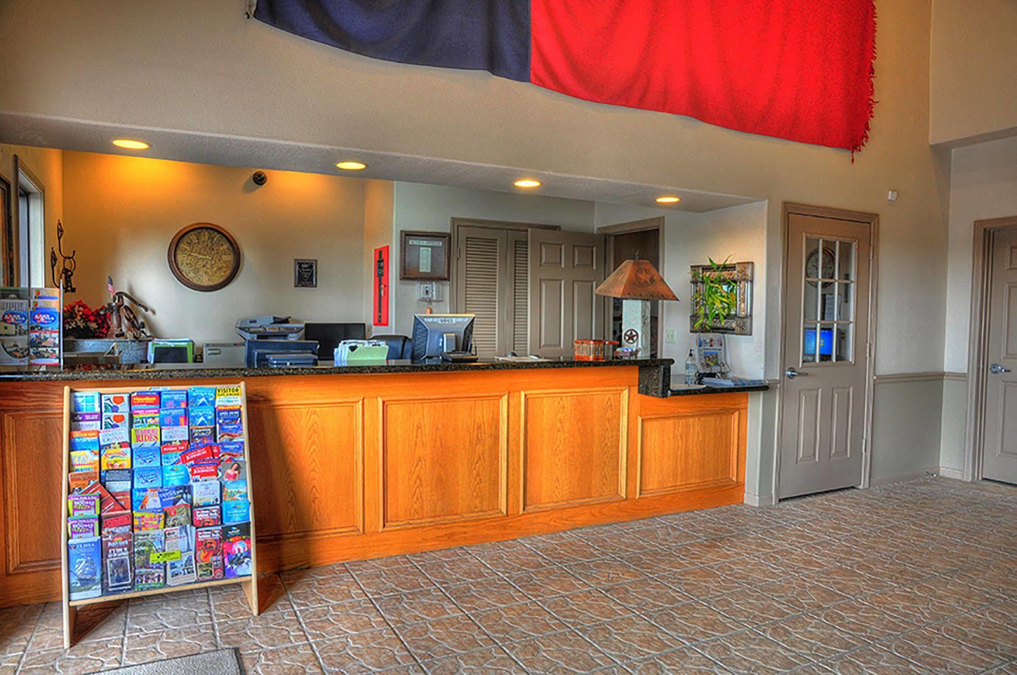 Lone Star Inn And Suites Victoria Exterior foto